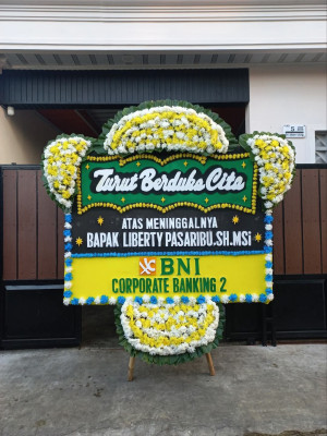 Papan Bunga Duka di Bantai Napu